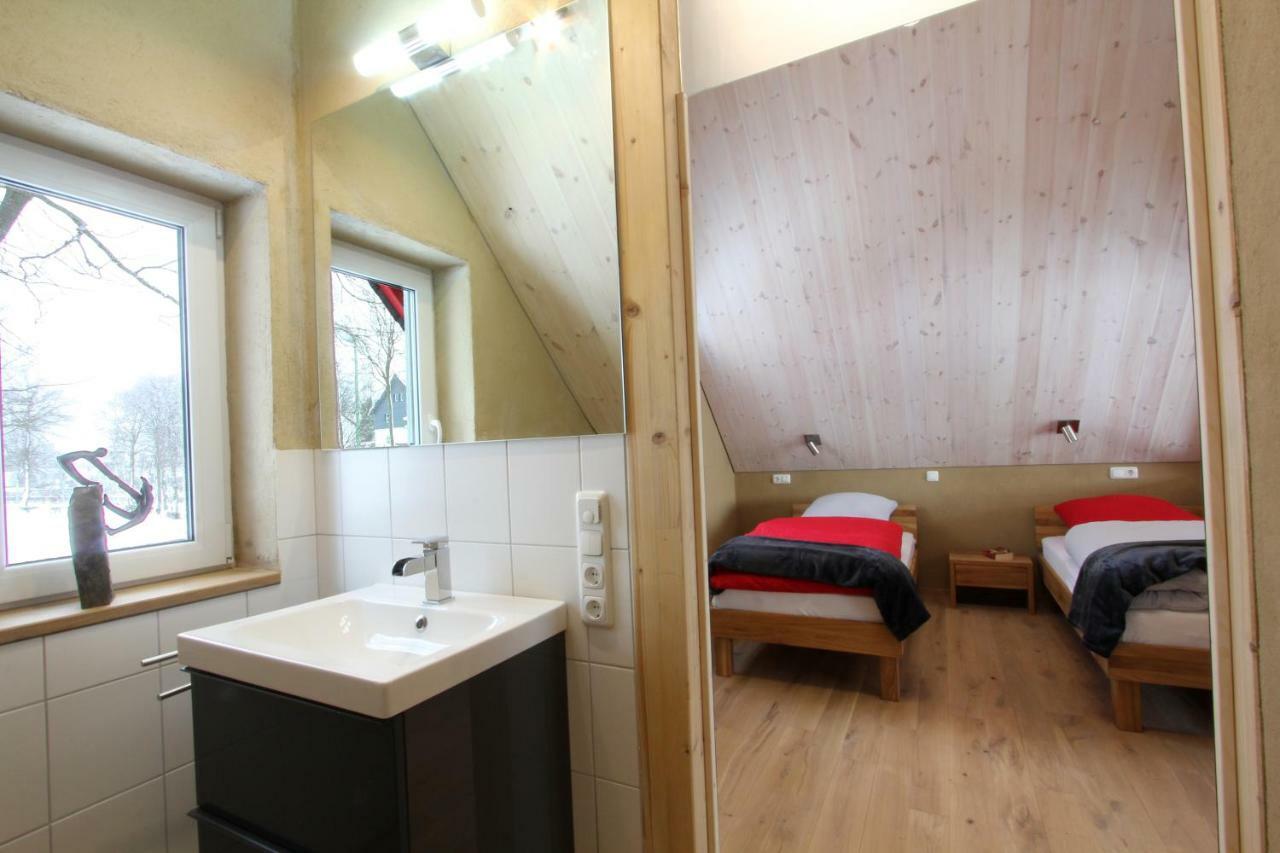 Graues Haus Βίλα Μονσάου Εξωτερικό φωτογραφία